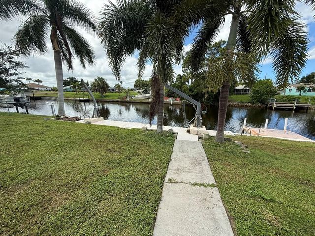 165 DARTMOUTH DRIVE NW, Port Charlotte, FL 33952