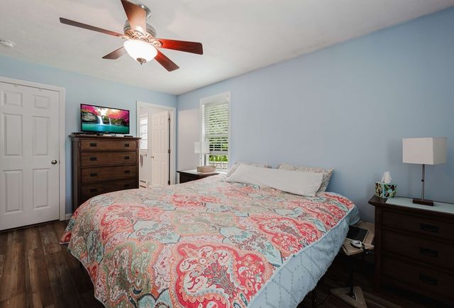 1241 Sharps Lot Rd, Swansea, MA 02777