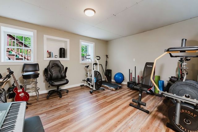1241 Sharps Lot Rd, Swansea, MA 02777