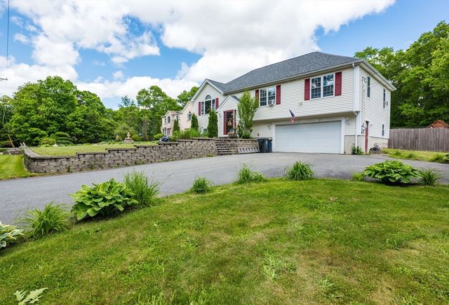 1241 Sharps Lot Rd, Swansea, MA 02777
