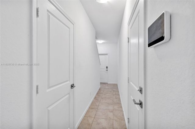 1128 NW 40th Ter, Lauderhill, FL 33313