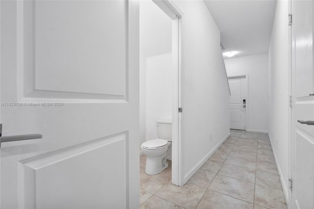 1128 NW 40th Ter, Lauderhill, FL 33313