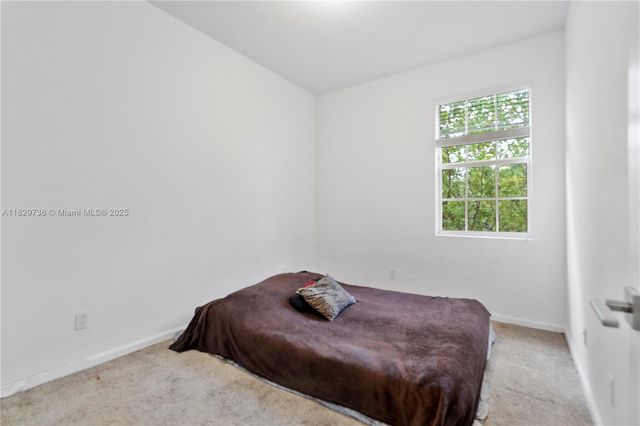 1128 NW 40th Ter, Lauderhill, FL 33313