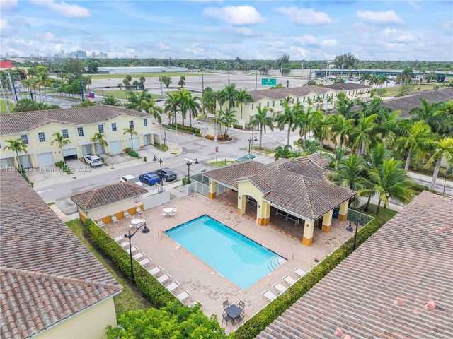 1128 NW 40th Ter, Lauderhill, FL 33313