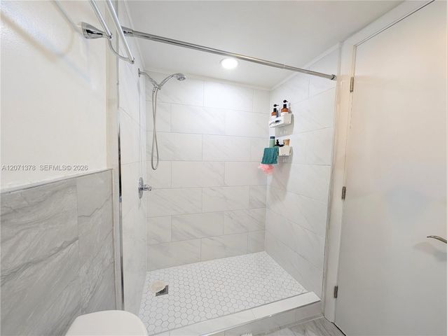 4801 NW 22nd Court 205, Lauderhill, FL 33313