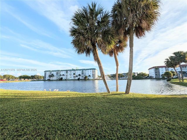 4801 NW 22nd Court 205, Lauderhill, FL 33313