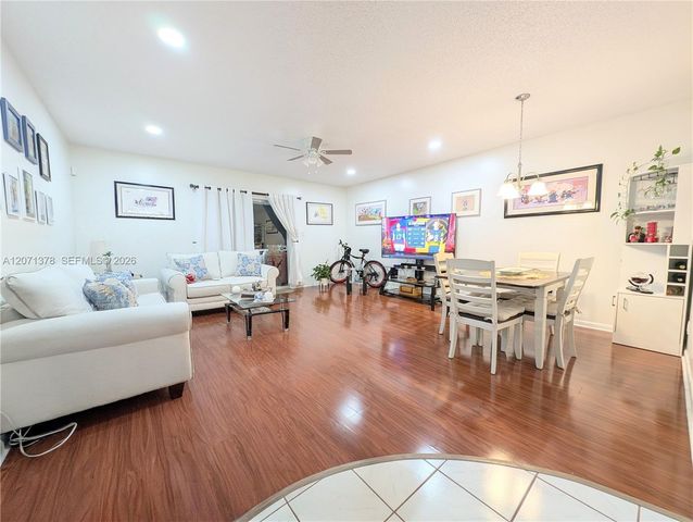 4801 NW 22nd Court 205, Lauderhill, FL 33313