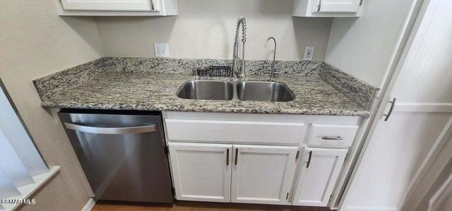 1725 Tiburon Court, Thousand Oaks, CA 91362