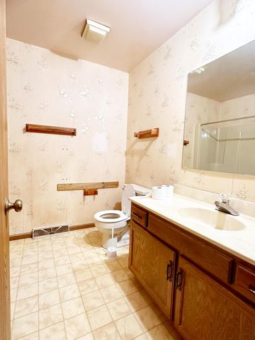 940 Jordan Circle, Schererville, IN 46375