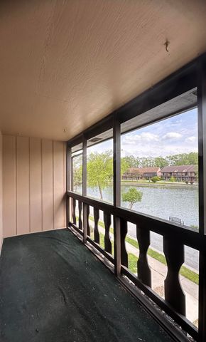 940 Jordan Circle, Schererville, IN 46375