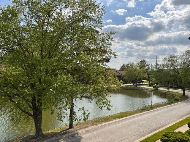 940 Jordan Circle, Schererville, IN 46375