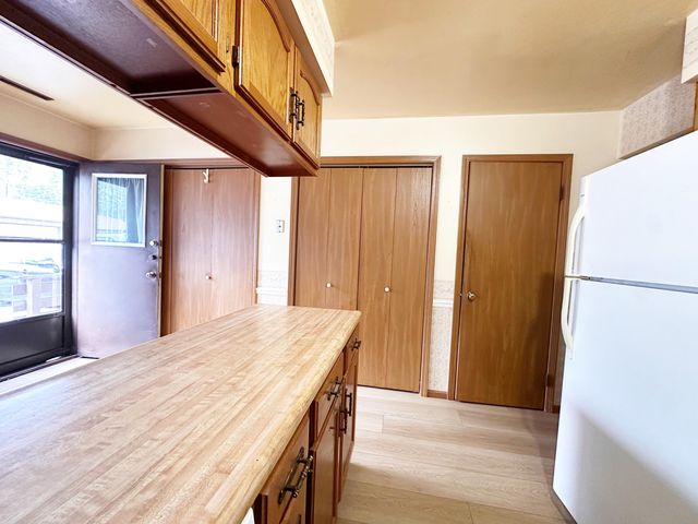 940 Jordan Circle, Schererville, IN 46375