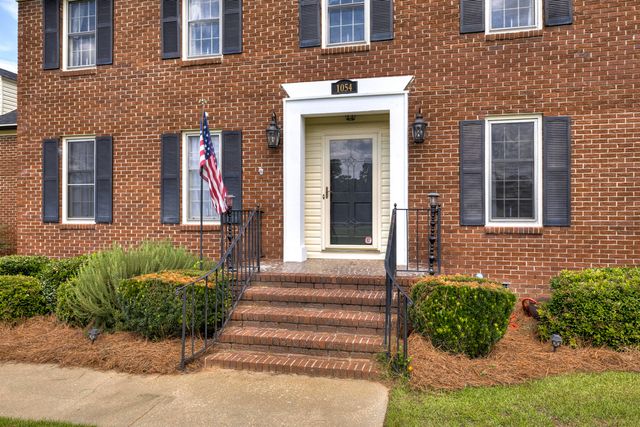 1054 Hickory Ridge Circle, Manning, SC 29102