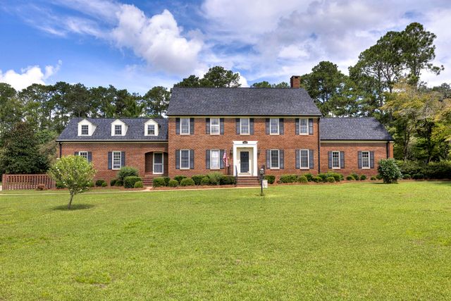 1054 Hickory Ridge Circle, Manning, SC 29102