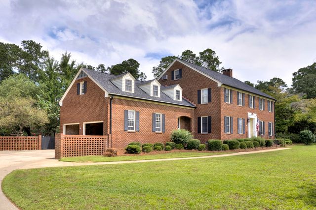 1054 Hickory Ridge Circle, Manning, SC 29102