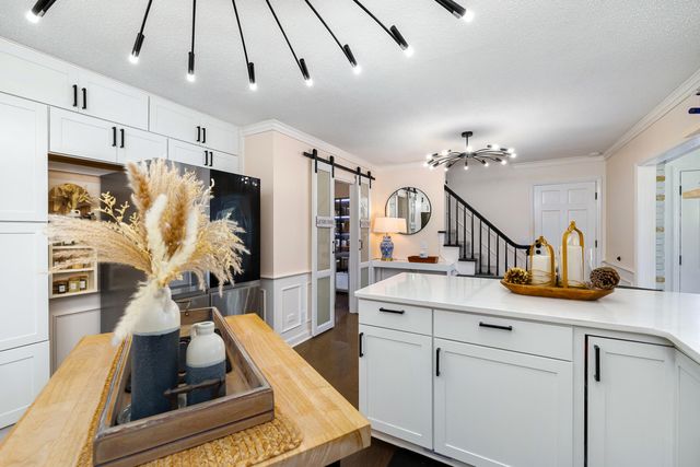 1054 Hickory Ridge Circle, Manning, SC 29102