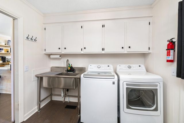 1054 Hickory Ridge Circle, Manning, SC 29102