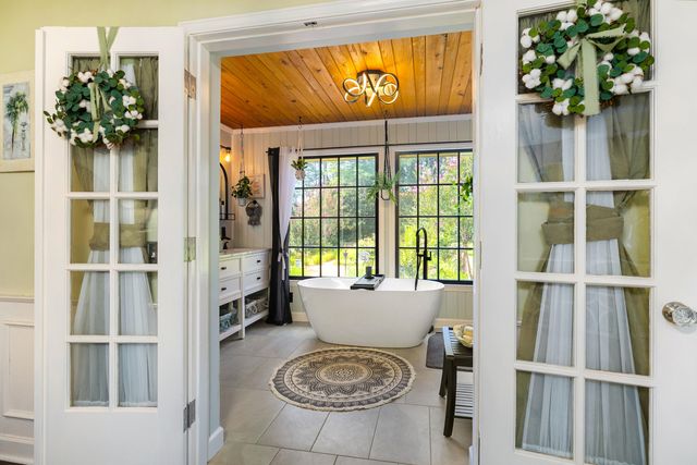 1054 Hickory Ridge Circle, Manning, SC 29102