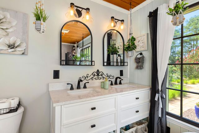 1054 Hickory Ridge Circle, Manning, SC 29102