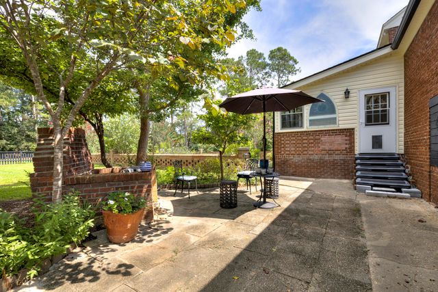 1054 Hickory Ridge Circle, Manning, SC 29102