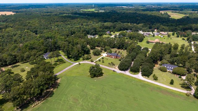 1054 Hickory Ridge Circle, Manning, SC 29102