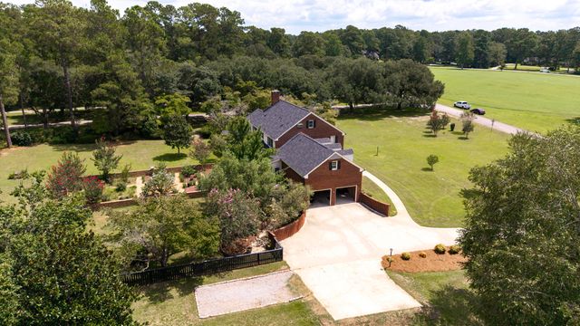 1054 Hickory Ridge Circle, Manning, SC 29102