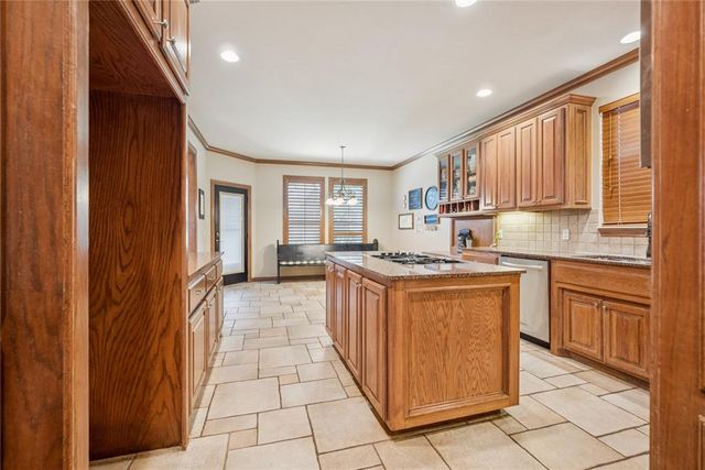 508 NW 150th Place, Edmond, OK 73013