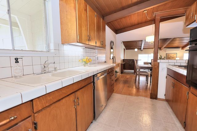 3616 Winston Way, Carmichael, CA 95608