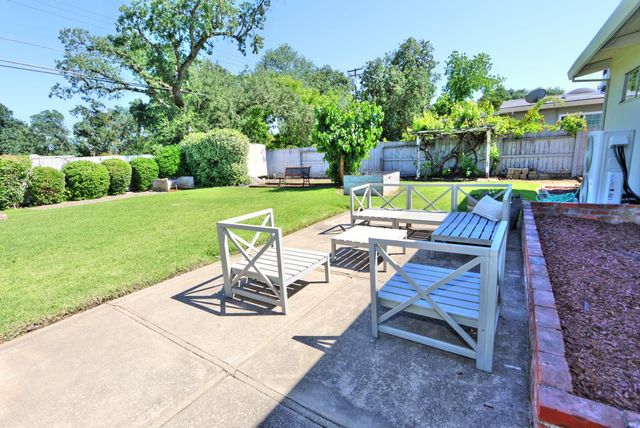 3616 Winston Way, Carmichael, CA 95608