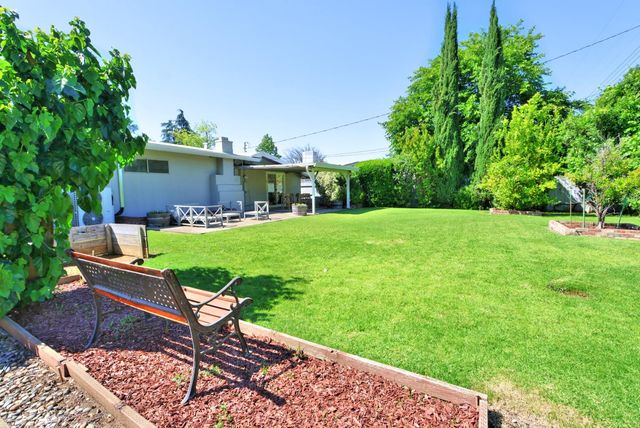 3616 Winston Way, Carmichael, CA 95608