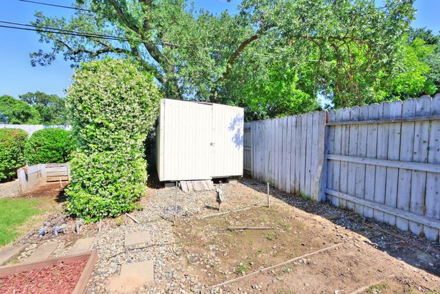 3616 Winston Way, Carmichael, CA 95608