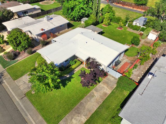 3616 Winston Way, Carmichael, CA 95608