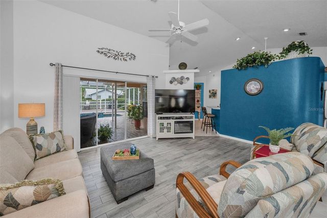 3853 SUNRISE LANE, Tarpon Springs, FL 34688