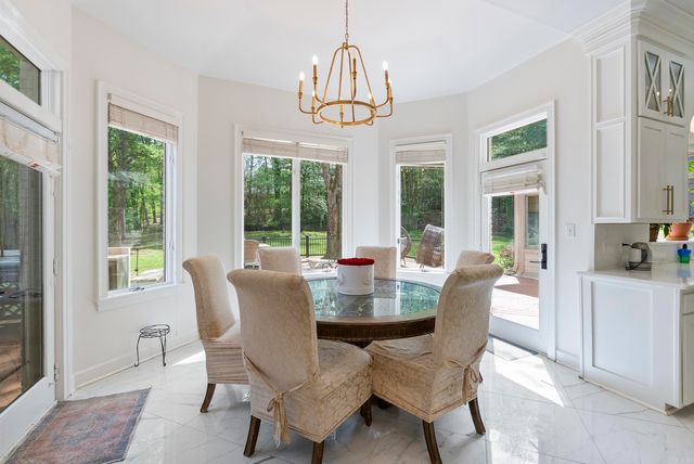 152 Hickory Creek Circle, Little Rock, AR 72212