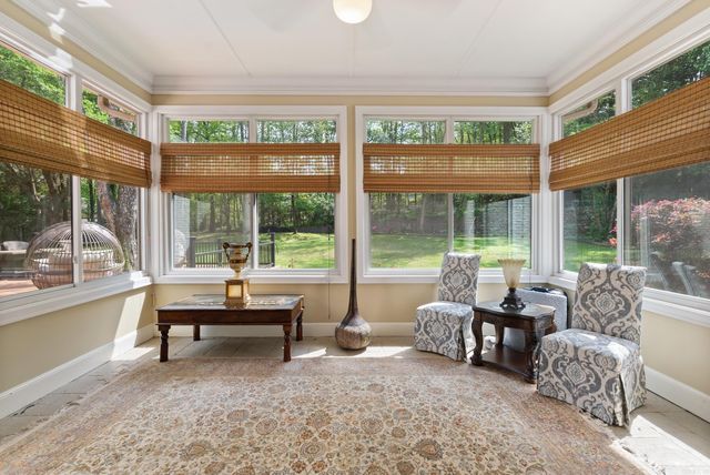 152 Hickory Creek Circle, Little Rock, AR 72212