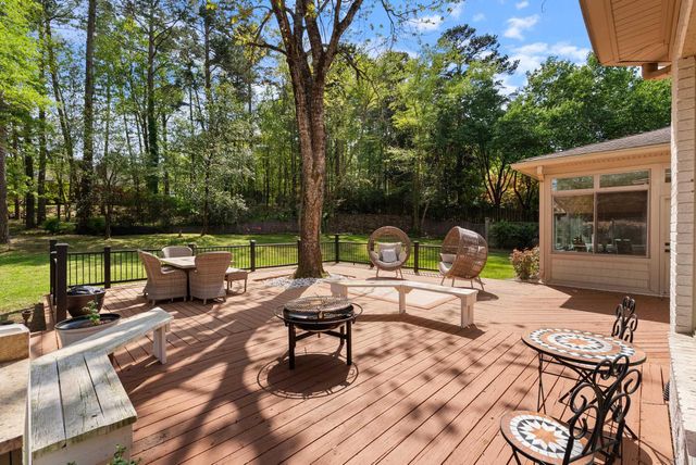 152 Hickory Creek Circle, Little Rock, AR 72212