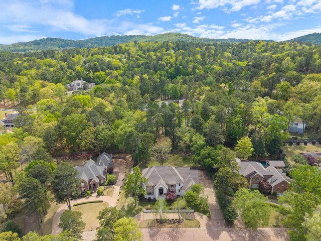 152 Hickory Creek Circle, Little Rock, AR 72212