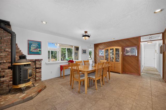 4810 Robledo Dr, Placerville, CA 95667
