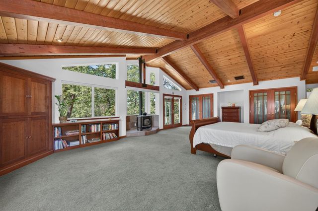 4810 Robledo Dr, Placerville, CA 95667