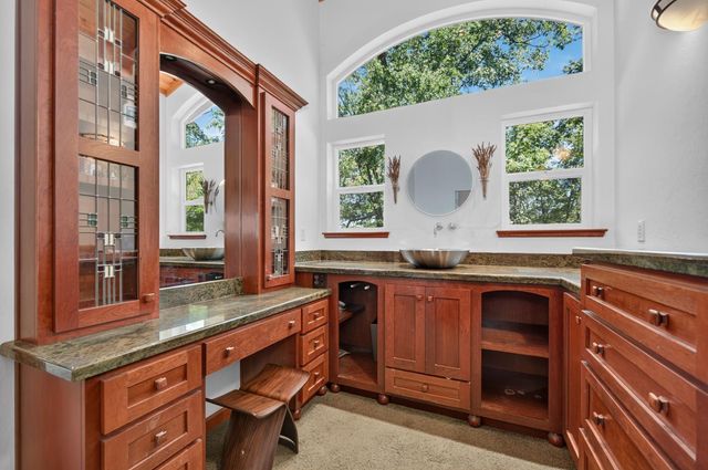 4810 Robledo Dr, Placerville, CA 95667