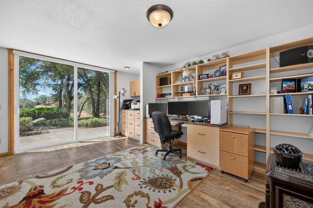 4810 Robledo Dr, Placerville, CA 95667