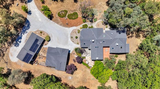 4810 Robledo Dr, Placerville, CA 95667