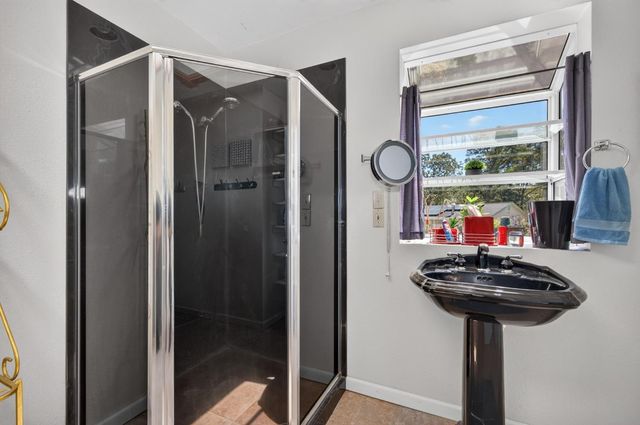4810 Robledo Dr, Placerville, CA 95667