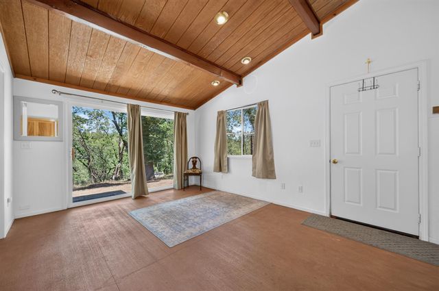 4810 Robledo Dr, Placerville, CA 95667