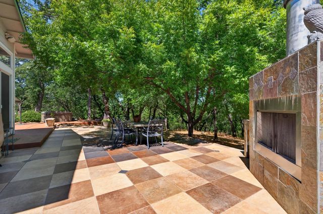 4810 Robledo Dr, Placerville, CA 95667
