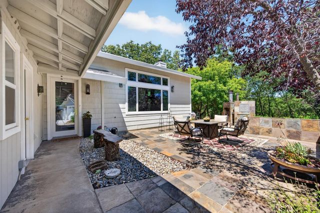 4810 Robledo Dr, Placerville, CA 95667