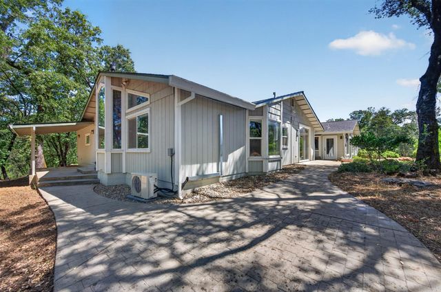 4810 Robledo Dr, Placerville, CA 95667