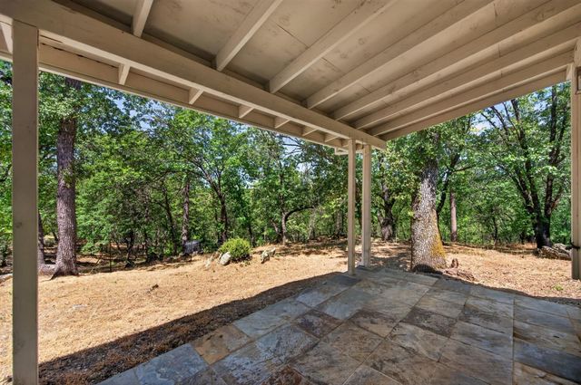 4810 Robledo Dr, Placerville, CA 95667