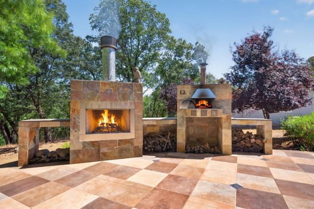 4810 Robledo Dr, Placerville, CA 95667