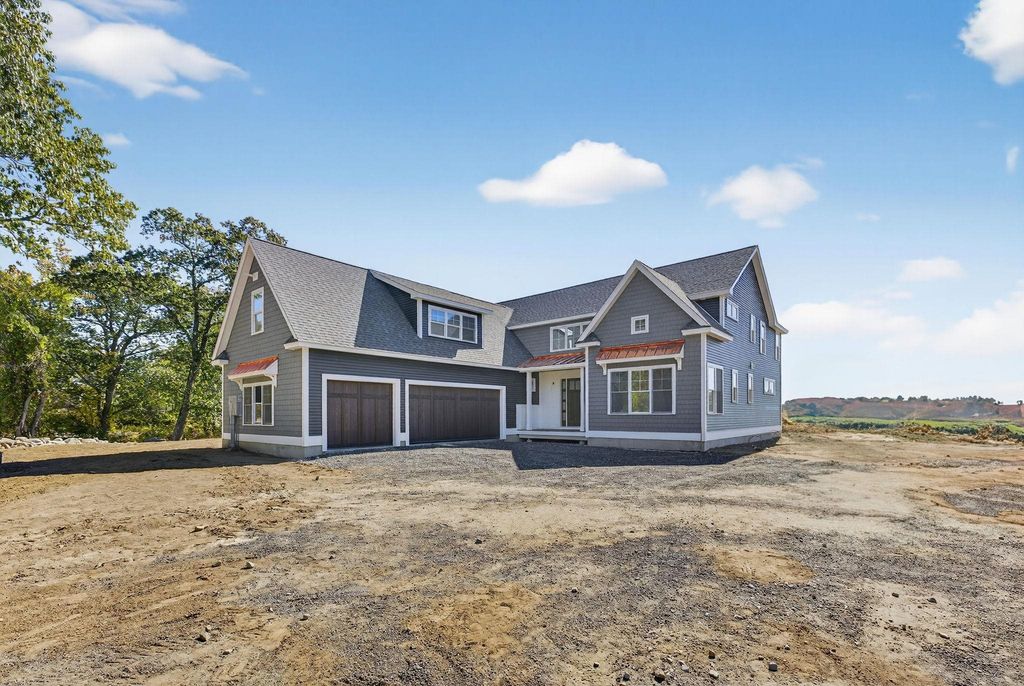 258 North Amherst Road # 34, Bedford, NH 03110